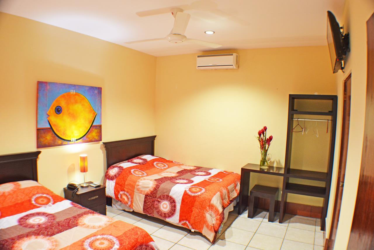 Hotel Plaza Cosiguina Chinandega Extérieur photo